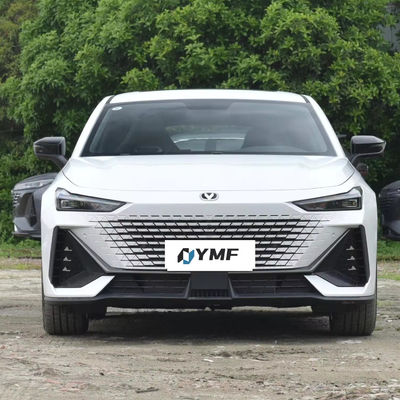 2023 Changan UNI-V 1.5t Sedan compacto Médio e Grande Carro com estrutura de carroceria de 4 portas