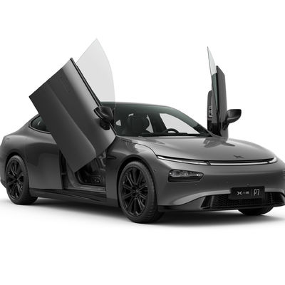 80% de carregamento rápido Xpeng P7 Luxo carro esportivo elétrico para adultos carregamento rápido em 1 hora
